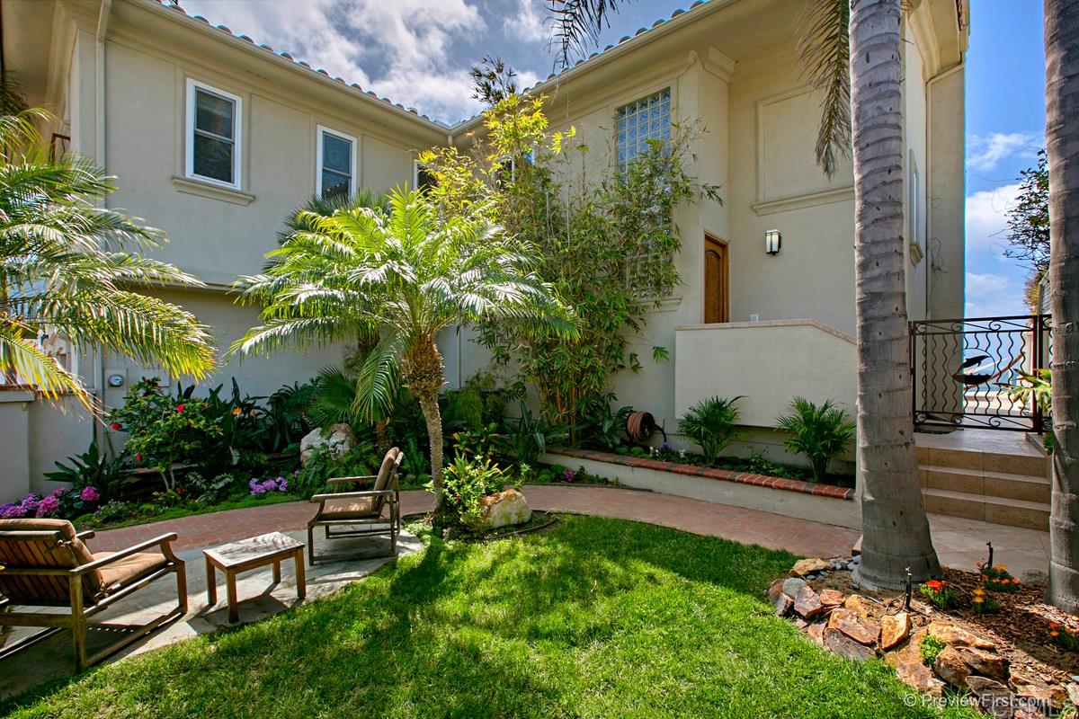 754 Neptune Avenue Encinitas, CA 92024 - Photo 4 of 25