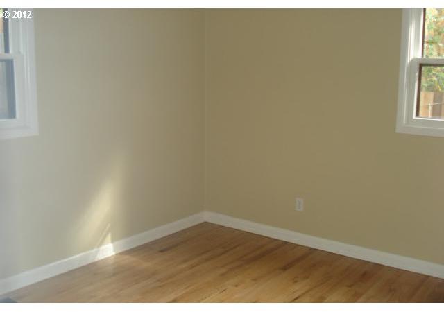 1821 Southwest Pendleton Street Portland, OR 97239 - Photo 6 of 8 Gallery Image 6