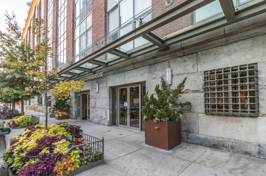 The Powerhouse 2-17 2nd St, Queens, NY 11101 - Photo 3 of 3