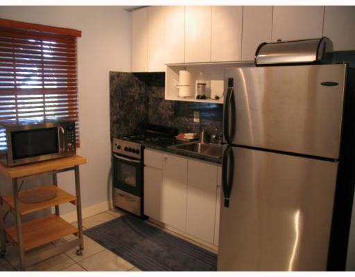 830 10th Street, Unit 2 Miami Beach, FL 33139 - Photo 4 of 6