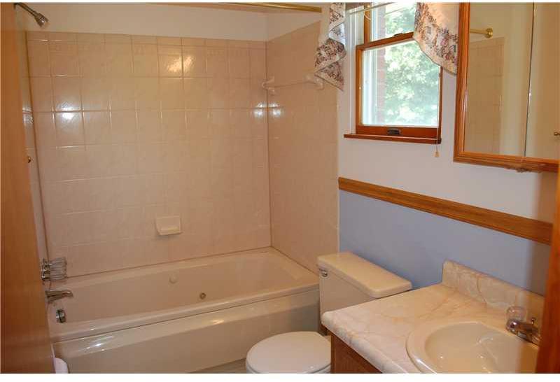228 Sygan Road McDonald, PA 15057 - Photo 9 of 18 Gallery Image 9