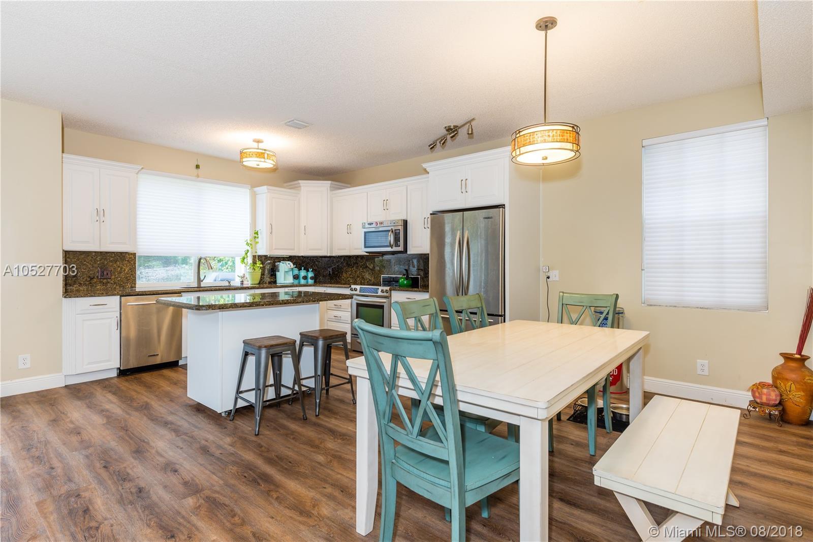 300 Southwest 8th Street, Unit 17 Boca Raton, FL 33432 - Photo 18 of 23 Gallery Image 18