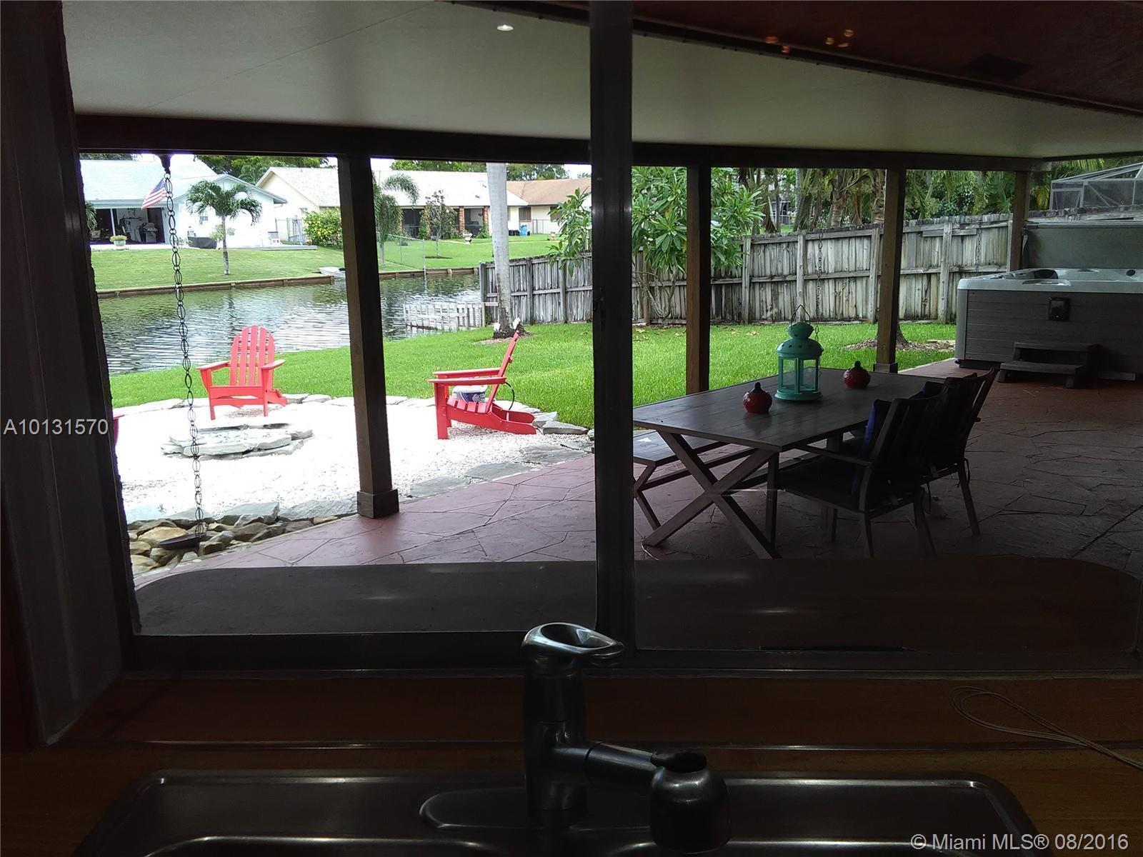 8421 Southwest 28th Street Davie, FL 33328 - Photo 21 of 34