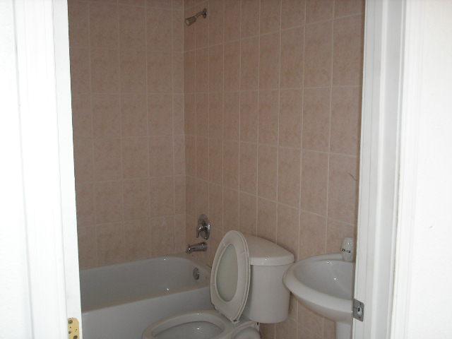 110 Southeast 2nd Street, Unit 201 Hallandale, FL 33009 - Photo 4 of 6