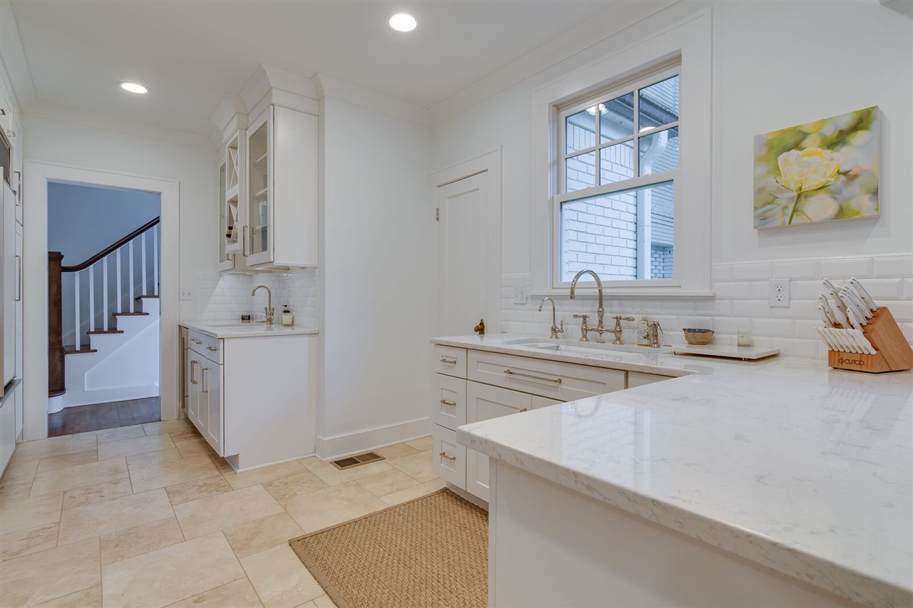 61 Cherokee Drive Memphis, TN 38111 - Photo 12 of 25