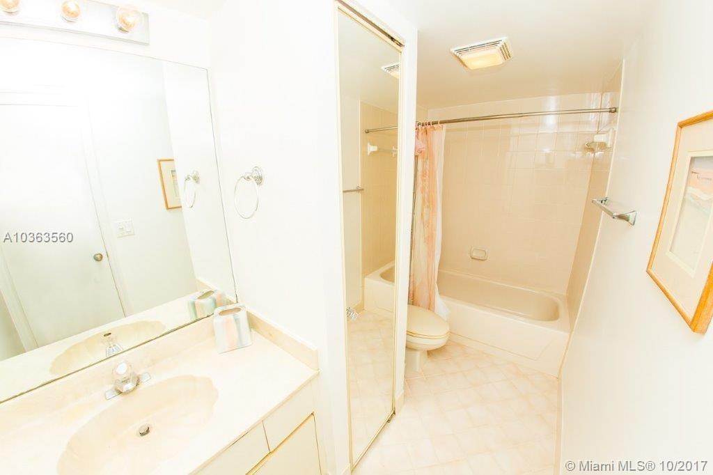 9983 Northwest 7th Street, Unit 9983 Plantation, FL 33324 - Photo 16 of 17