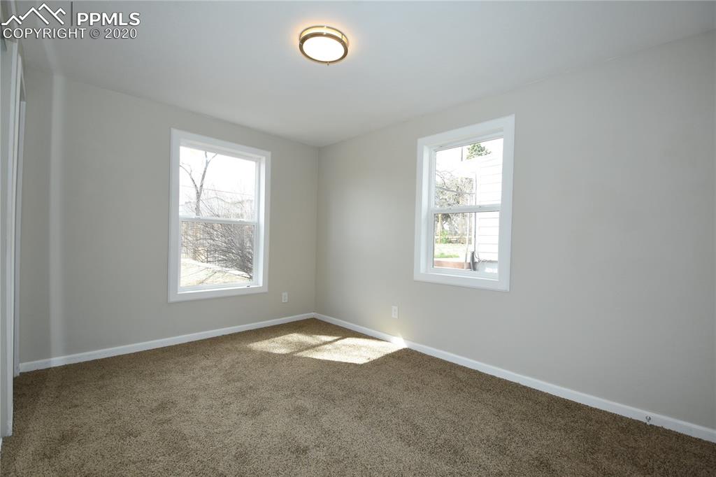 812 Sunset Road Colorado Springs, CO 80909 - Photo 12 of 32