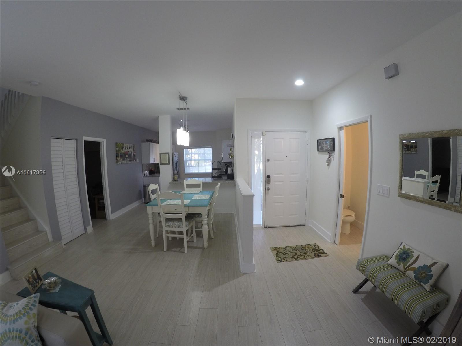 811 Southwest 178th Way Pembroke Pines, FL 33029 - Photo 12 of 51
