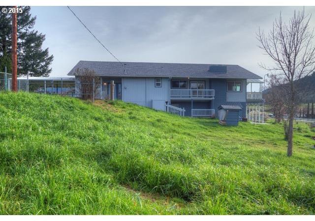 5581 Jerome Prairie Road Grants Pass, OR 97527 - Photo 2 of 16 Gallery Image 2