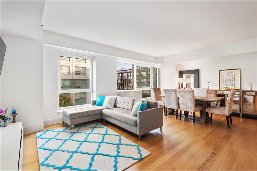 446 Kent Avenue, Unit 4C Brooklyn, NY 11249 - Photo 2 of 6