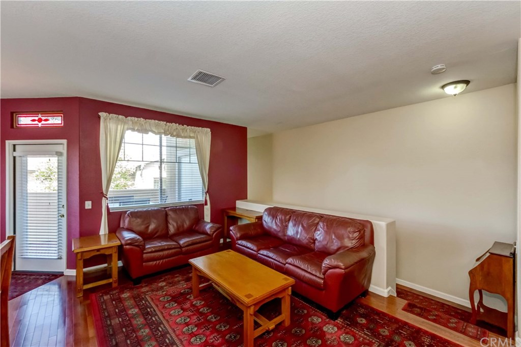 1261 Pepperwood Court Carson, CA 90746 - Photo 9 of 26