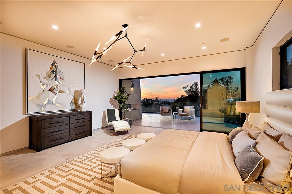 6708 Muirlands Drive La Jolla, CA 92037 - Photo 13 of 25