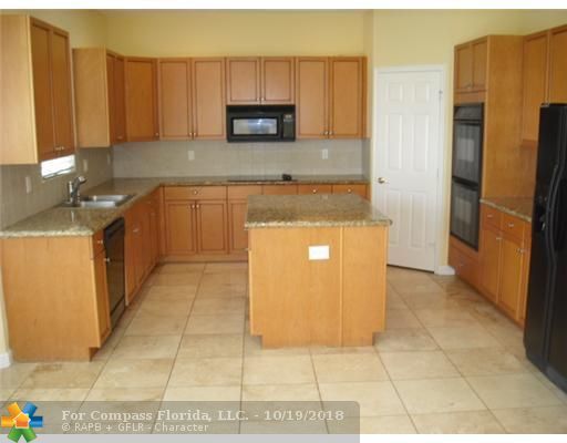 Olympia Wellington, FL 33414 - Photo 7 of 15