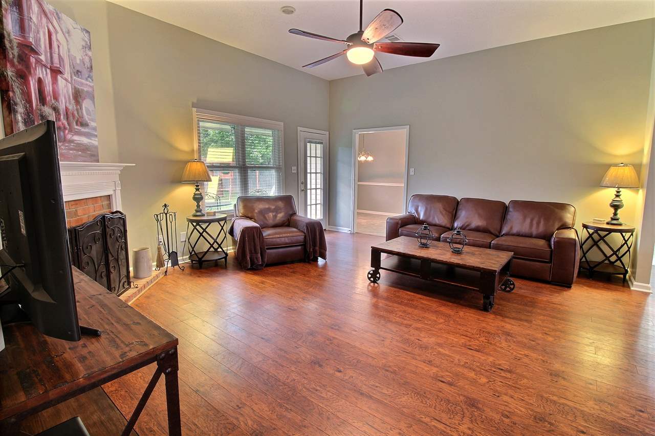 1497 Wolf Ridge Drive Collierville, TN 38017 - Photo 4 of 19