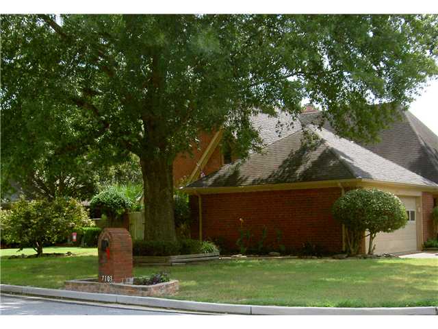 7103 Belsfield Road Memphis, TN 38119 - Photo 24 of 25 NEW Roof by 8/31/13!!
