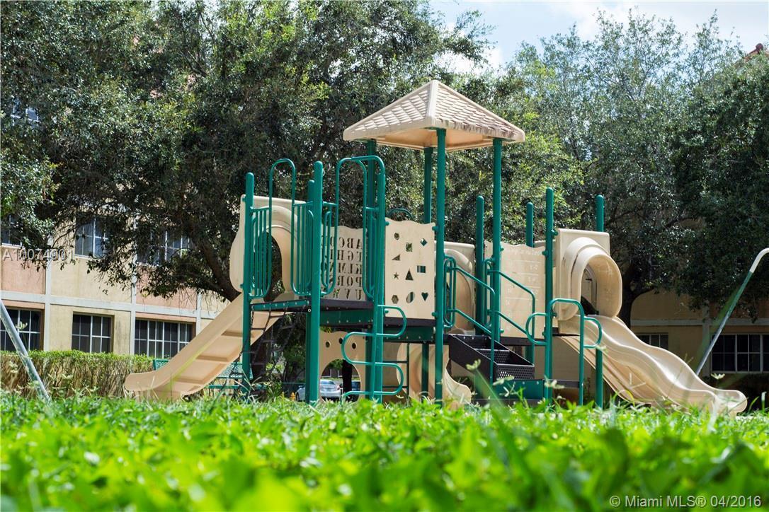 6045 Northwest 186th Street, Unit 319 Hialeah, FL 33015 - Photo 7 of 16