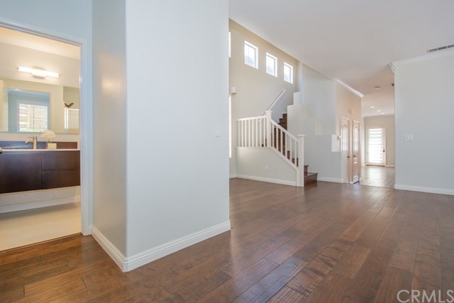 206 Laurel Avenue Brea, CA 92821 - Photo 7 of 32