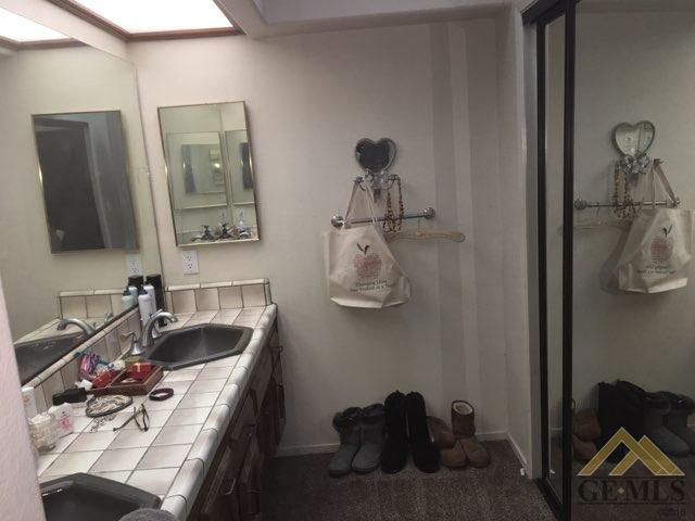 509 Berwick Street Bakersfield, CA 93311 - Photo 13 of 15