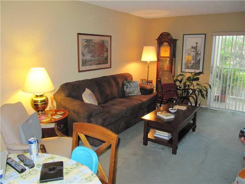 7725 Southwest 86th Street, Unit A1320 Miami, FL 33143 - Photo 4 of 20