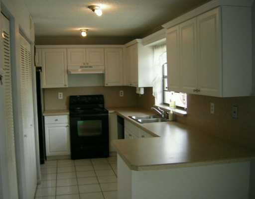 2425 Southwest 109th Court, Unit I Miami, FL 33165 - Photo 5 of 8