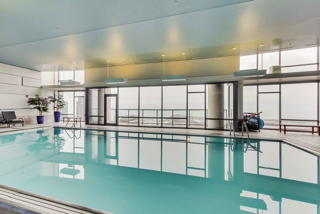 100 E 14th St, Chicago, IL 60605 - Photo 19 of 31