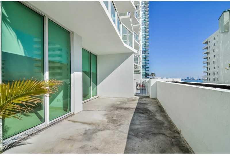 218 Southeast 14th Street, Unit 807 Miami, FL 33131 - Photo 14 of 35