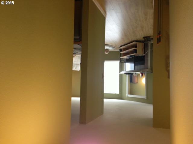 17564 Northwest Springville Road, Unit H1 Portland, OR 97229 - Photo 10 of 12 Gallery Image 10