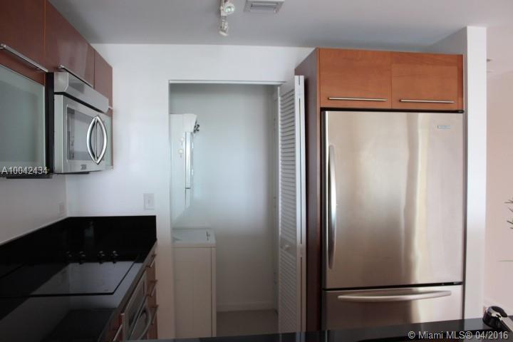 253 Northeast 2nd Street, Unit 1203 Miami, FL 33132 - Photo 6 of 23