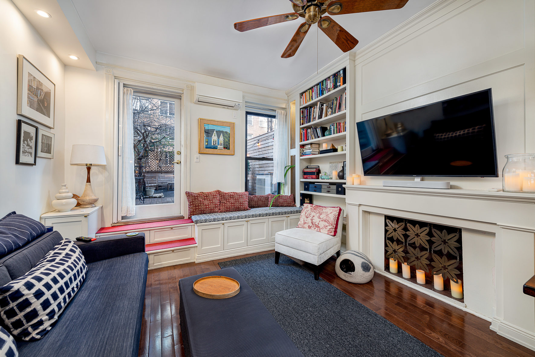 436 East 66th Street, Unit 1W Manhattan, NY 10065 - Photo 2 of 9