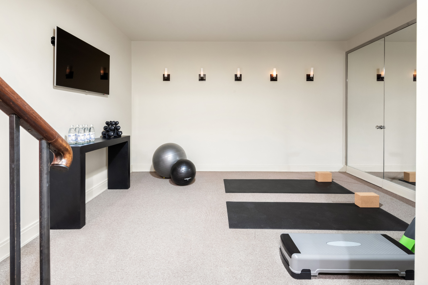 23 Perry Street Manhattan, NY 10014 - Photo 22 of 28