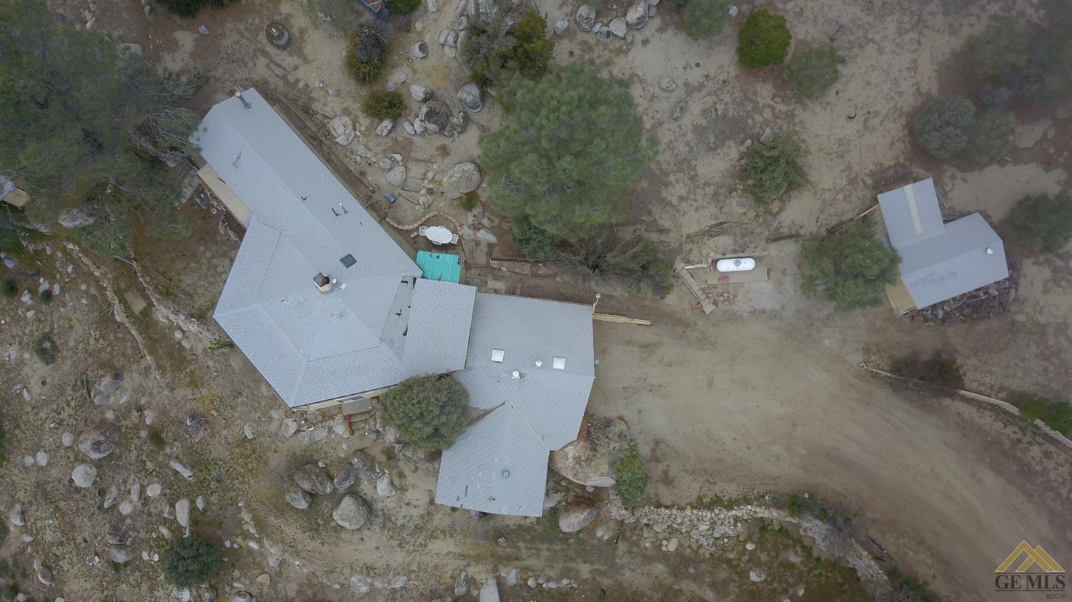 41547 Piute Mountain Road Caliente, CA 93518 - Photo 3 of 34