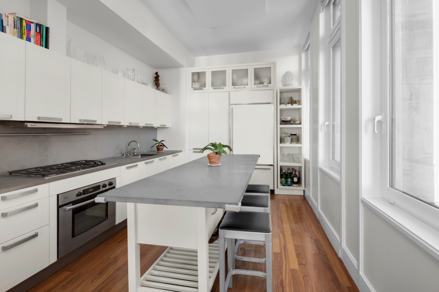 92 Laight Street, Unit 6A Manhattan, NY 10013 - Photo 4 of 12