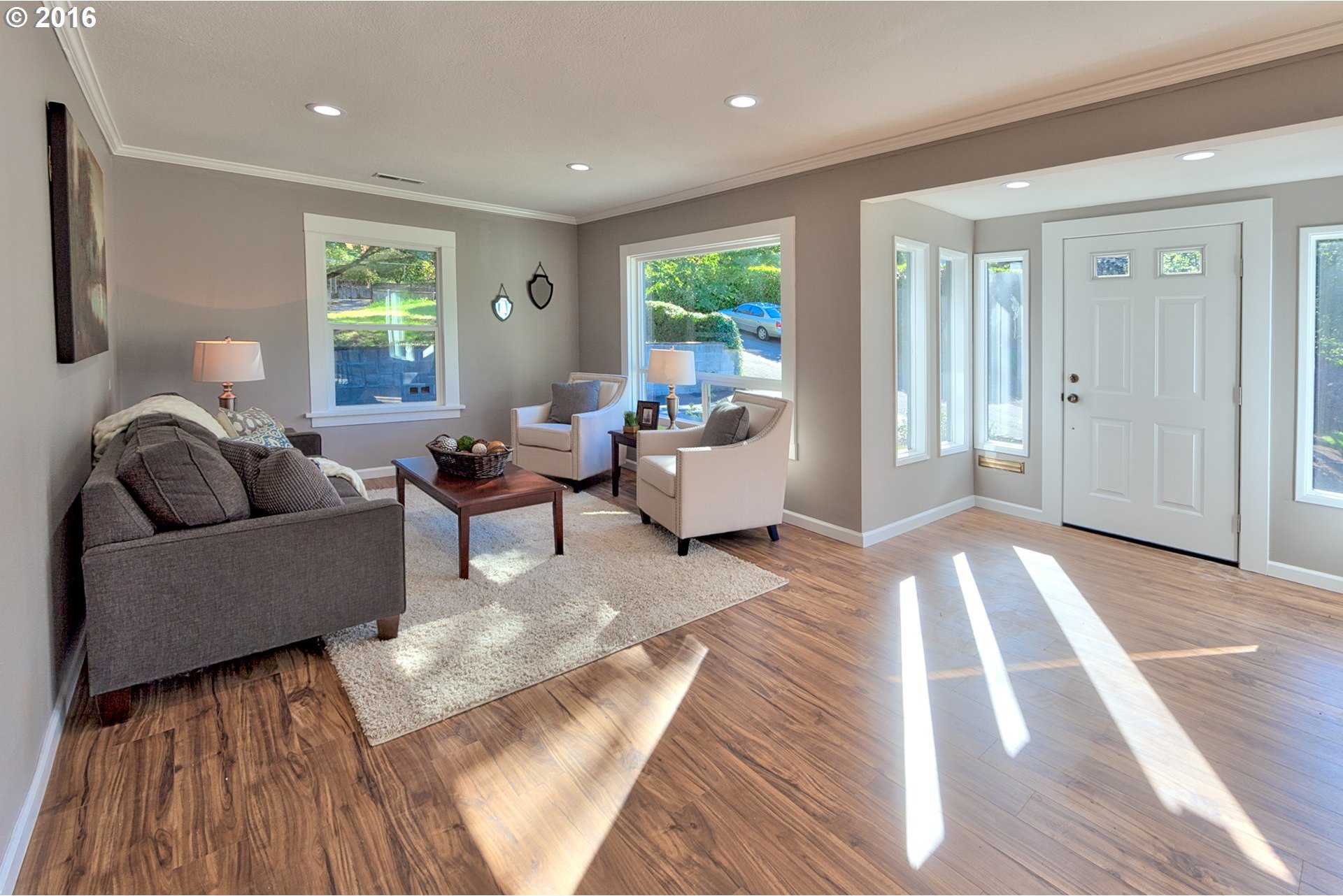 8352 Southwest 39th Avenue Portland, OR 97219 - Photo 20 of 29 Gallery Image 20