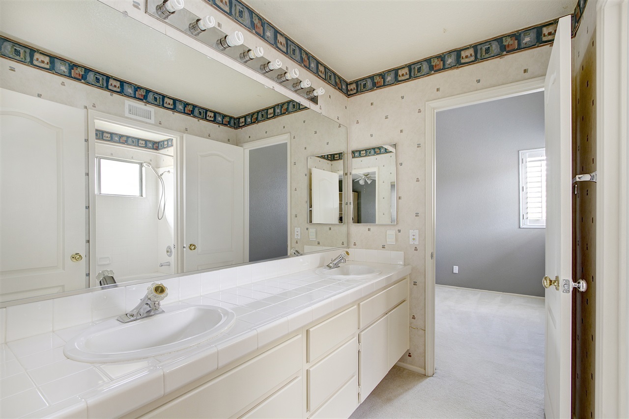 7739 Prairie Shadow Road San Diego, CA 92126 - Photo 18 of 22 Gallery Image 18