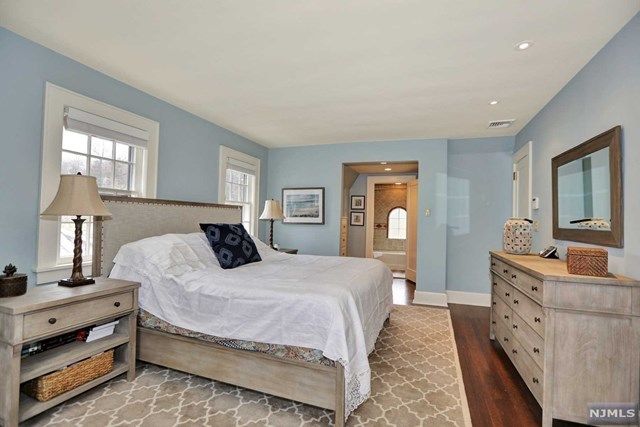 76 Sunset Avenue Verona, NJ 07044 - Photo 13 of 21