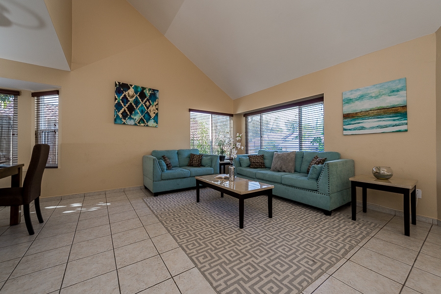 2262 Wind River Road El Cajon, CA 92019 - Photo 3 of 25