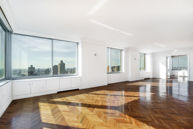 360 East 88th Street, Unit 42A Manhattan, NY 10128 - Photo 8 of 24