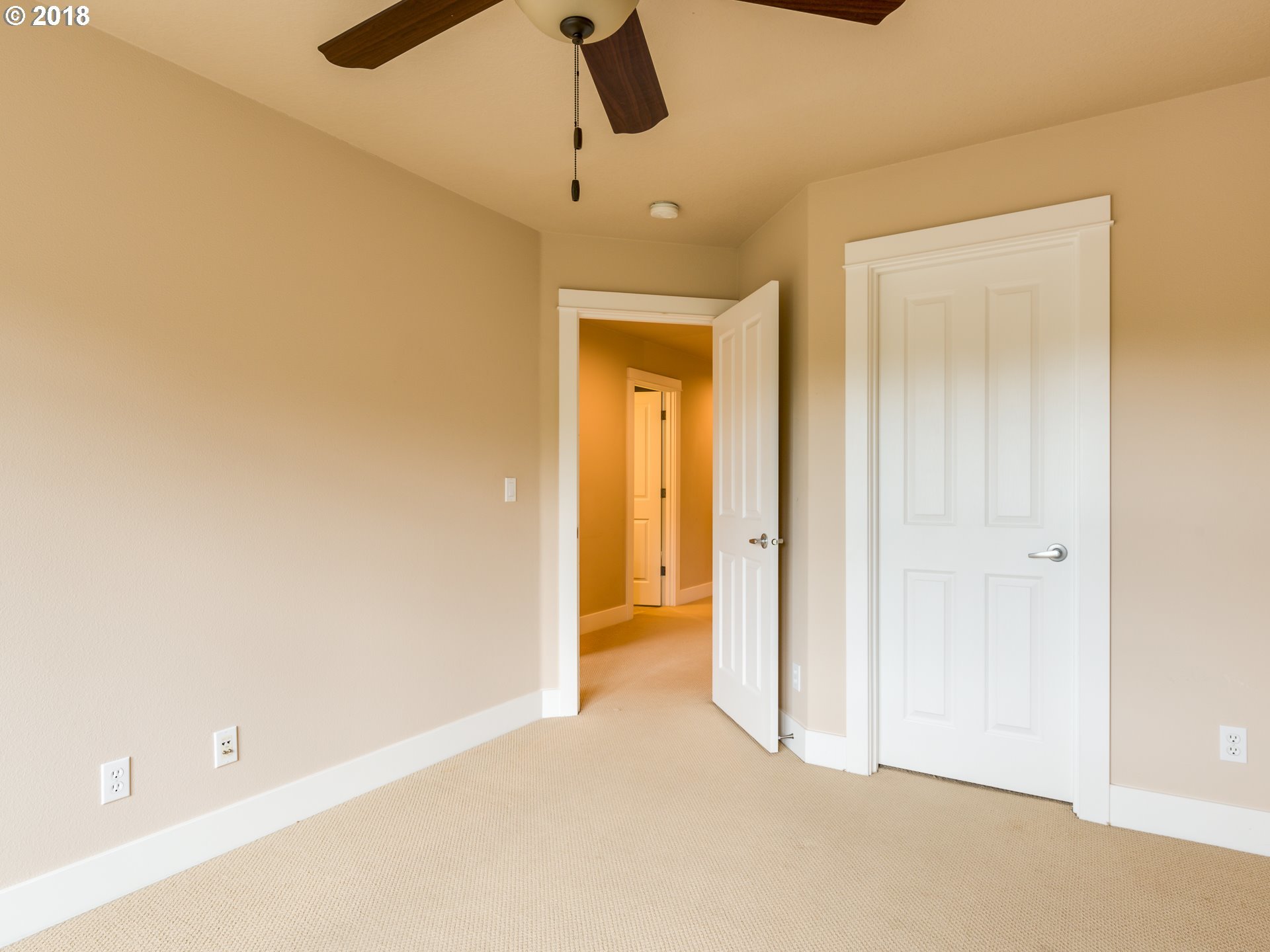 11184 Southwest Koller Street Tualatin, OR 97062 - Photo 14 of 29