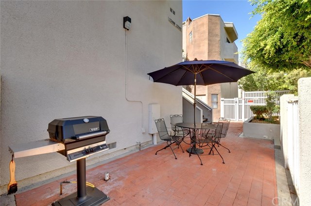 12592 Montecito Road, Unit 9 Seal Beach, CA 90740 - Photo 14 of 16