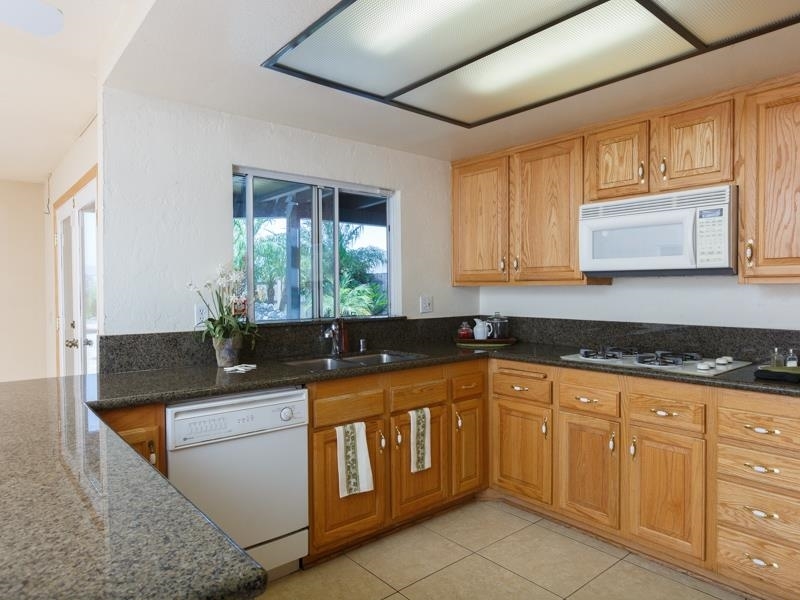 8849 Ridgeton Court Lakeside, CA 92040 - Photo 2 of 17 Gallery Image 2