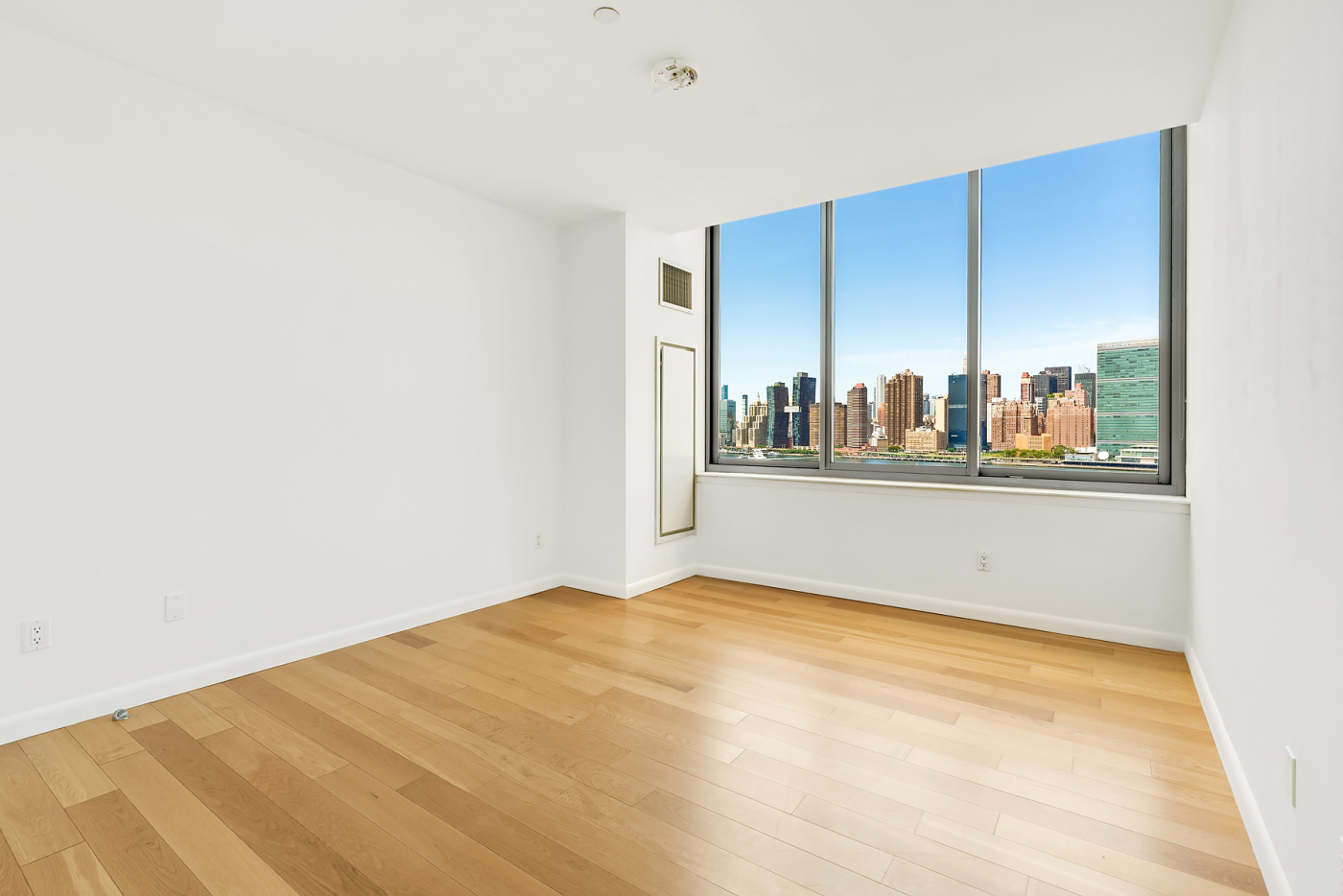 46-30 Center Boulevard, Unit 1510 Queens, NY 11109 - Photo 12 of 24