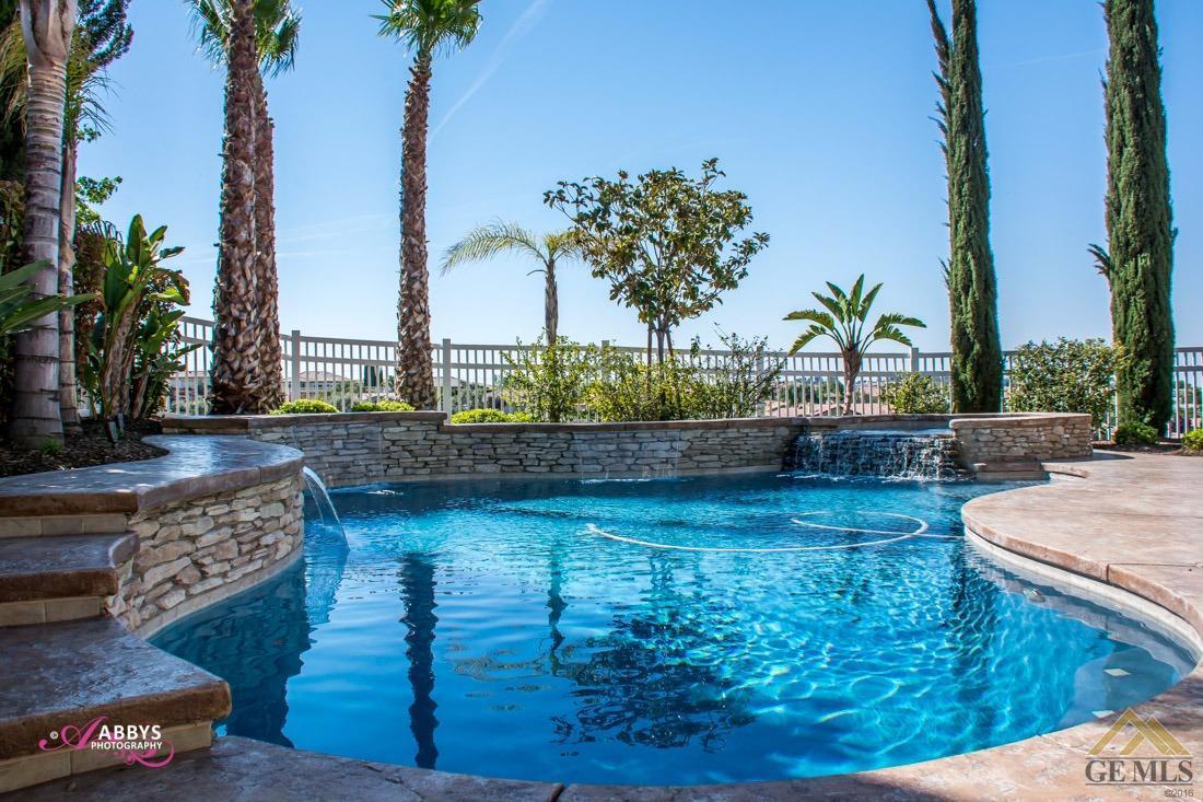 13407 Raphael Avenue Bakersfield, CA 93306 - Photo 31 of 40