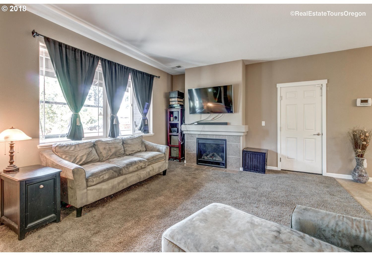 1560 North Davis Street Cornelius, OR 97113 - Photo 5 of 32