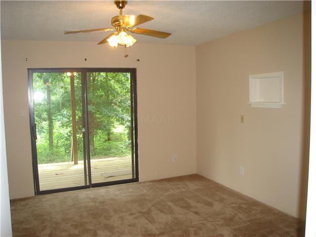 300 Rose Road Somerville, TN 38068 - Photo 9 of 16 Bonus Room off Dining Area (Could be 4th Bedroom or Office)
