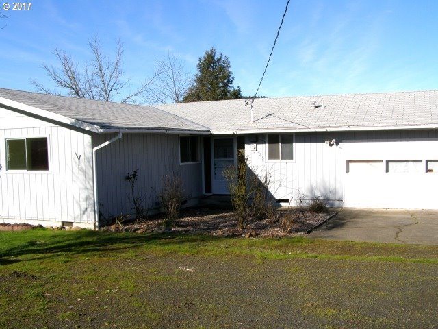 4205 Del Rio Road Roseburg, OR 97471 - Photo 10 of 16 Gallery Image 10