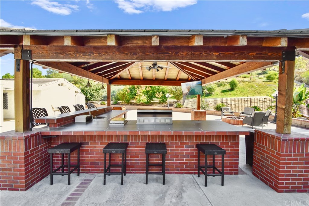 11488 Victoria Avenue Riverside, CA 92503 - Photo 26 of 41