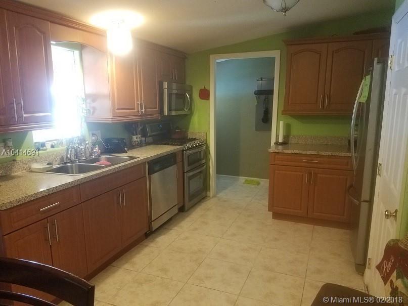10641 South 228th Lane Boca Raton, FL 33428 - Photo 6 of 32