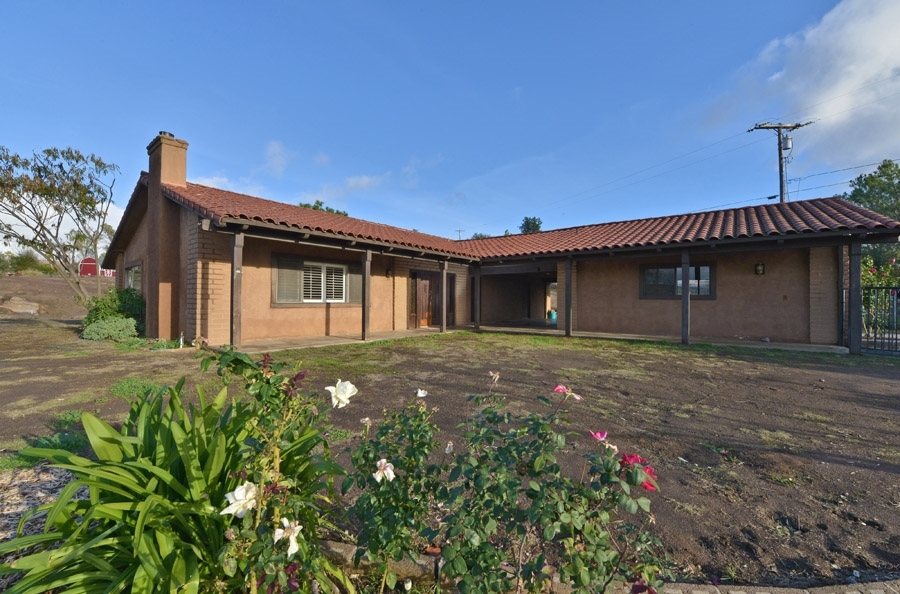 29019 Mactan Road Valley Center, CA 92082 - Photo 1 of 25