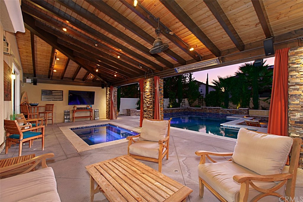 41275 St Croix Temecula, CA 92591 - Photo 4 of 44