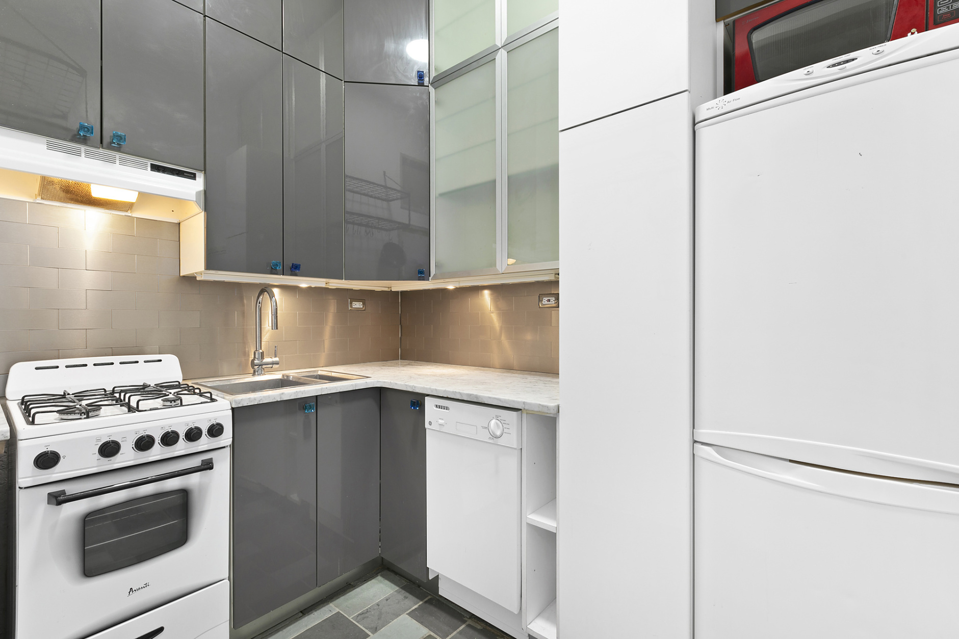 344 West 89th Street, Unit 3A Manhattan, NY 10024 - Photo 4 of 8